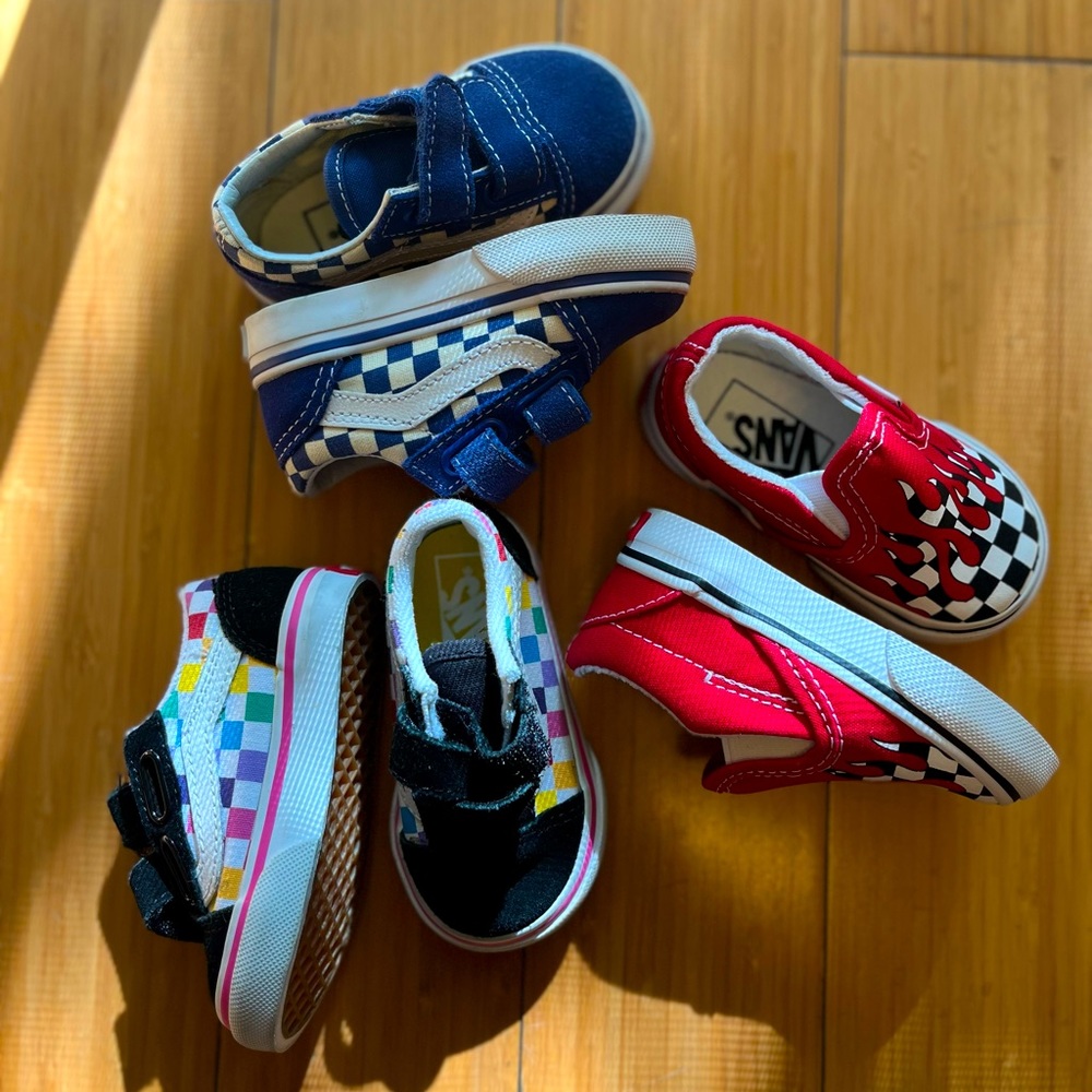 Size 4 brand new vans toddler shoes